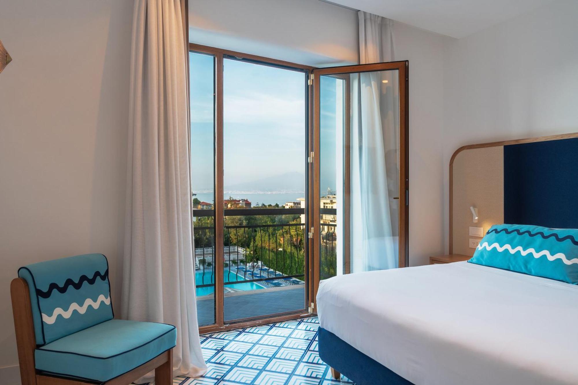 Grand Hotel Flora Соренто Екстериор снимка