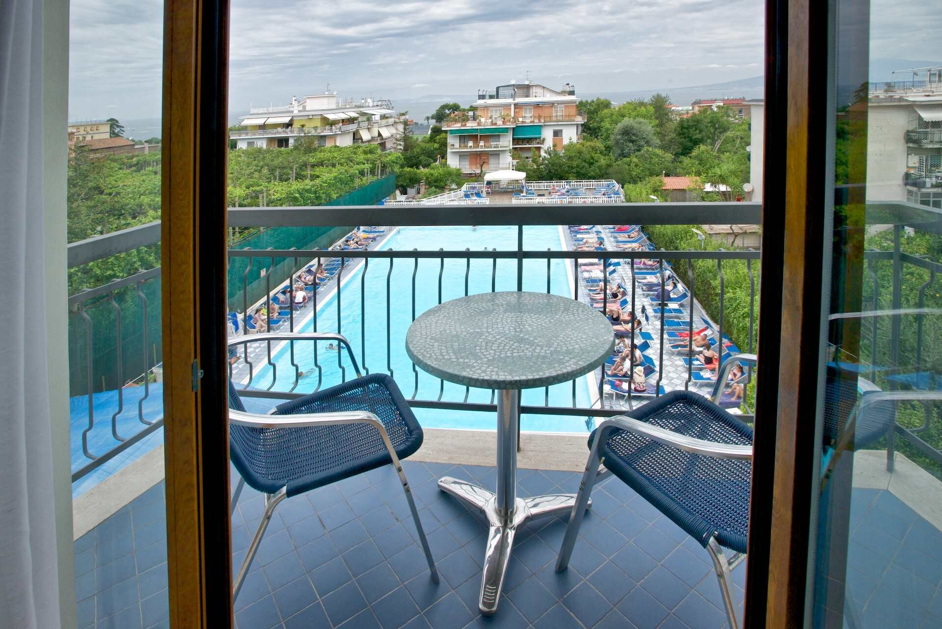 Grand Hotel Flora Соренто Екстериор снимка